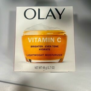 Brand New Olay Vitamin C Lightweight Mosturizer Cream